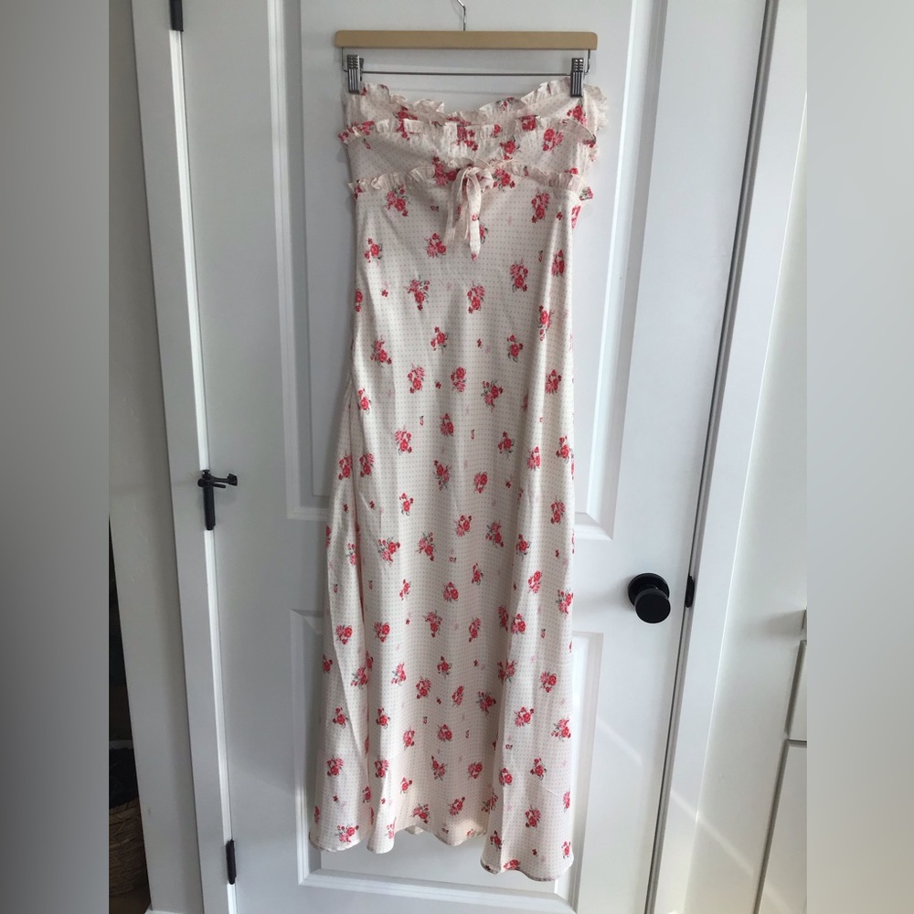 LAIT Collection Pink Floral Strapless NWT Size M, Fits like L in the bust - Picture 2 of 7